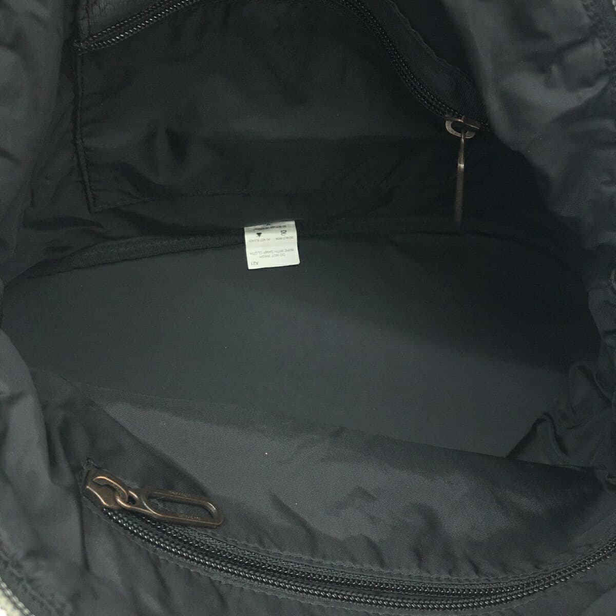 LeSportsac Tote Bag in Good Condition, Constellation Pattern Embroidery/Swarovski/Nylon, Black, Women's 6