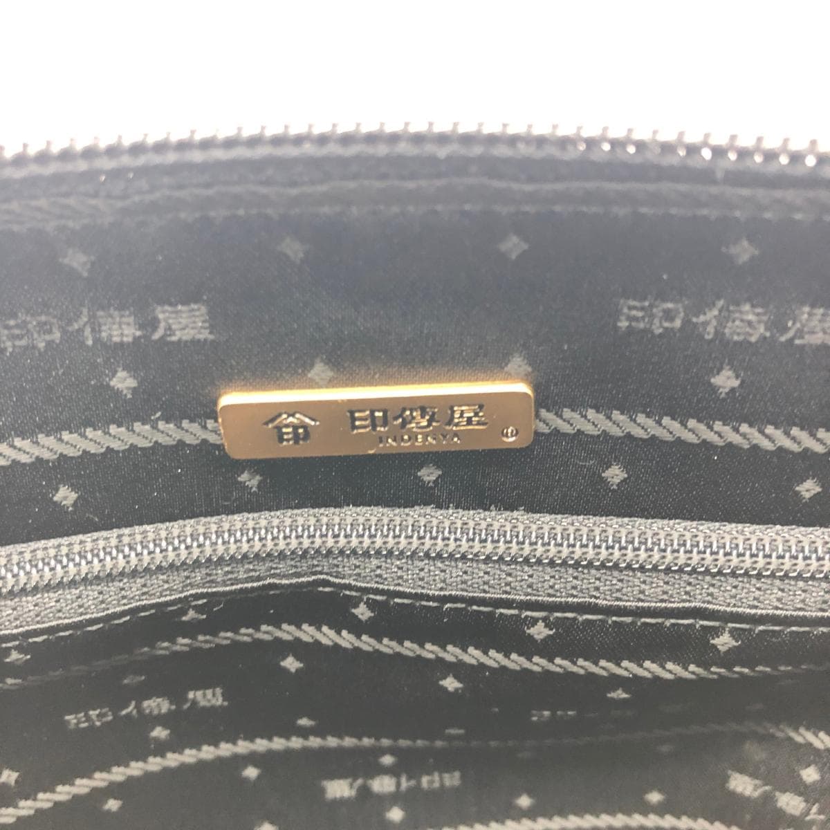 Inden-ya Mini Shoulder Bag/Pochette Geobesque Series/Kinat/Arabesque Pattern/Black Ground Deer Leather Brown Lacquer Black Ladies 9