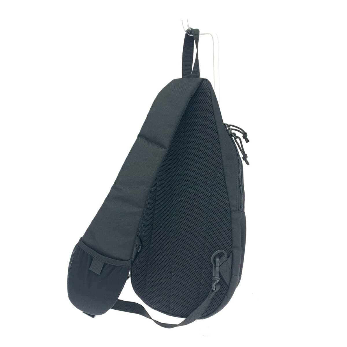 Columbia Niobe body bag in good condition, nylon PU8695, black, unisex 3