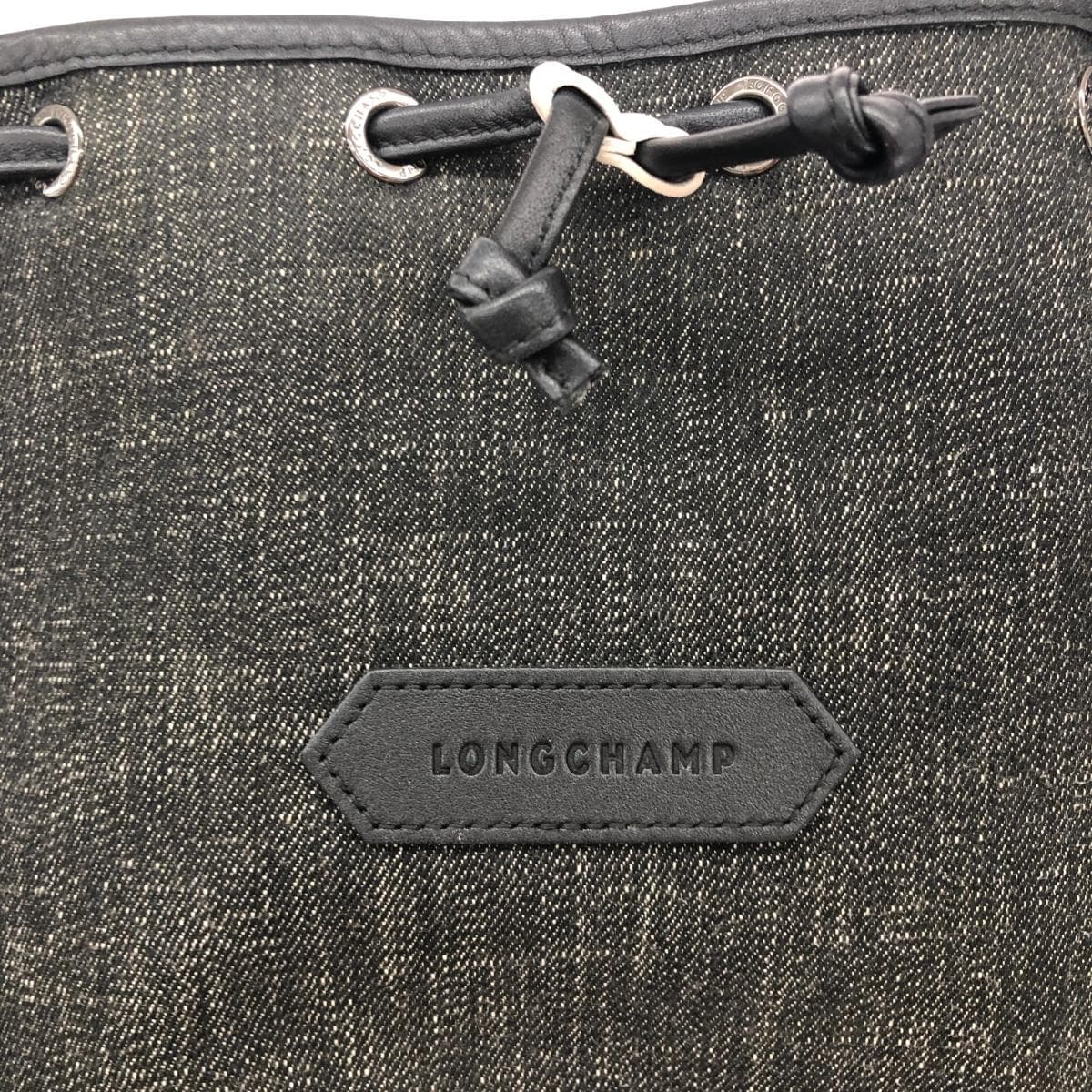 LONGCHAMP Drawstring Shoulder Bag in Excellent Condition - Drawstring/Logo Plate/Denim - Black for Women 7