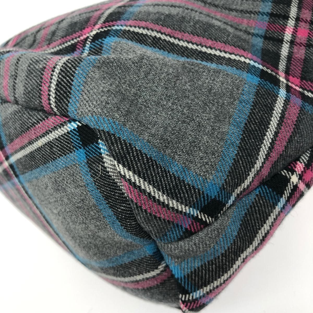 The Scotch House tote bag in good condition, featuring icon embroidery/check pattern/tweed, gray, for ladies 6