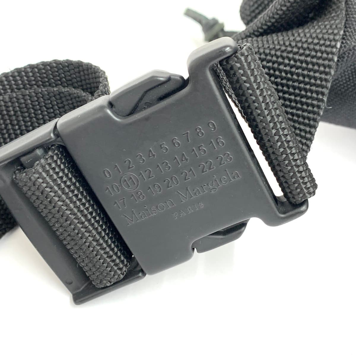 Maison Martin Margiela One Con/Body Bag Nylon S55WB0072 Black Unisex 8