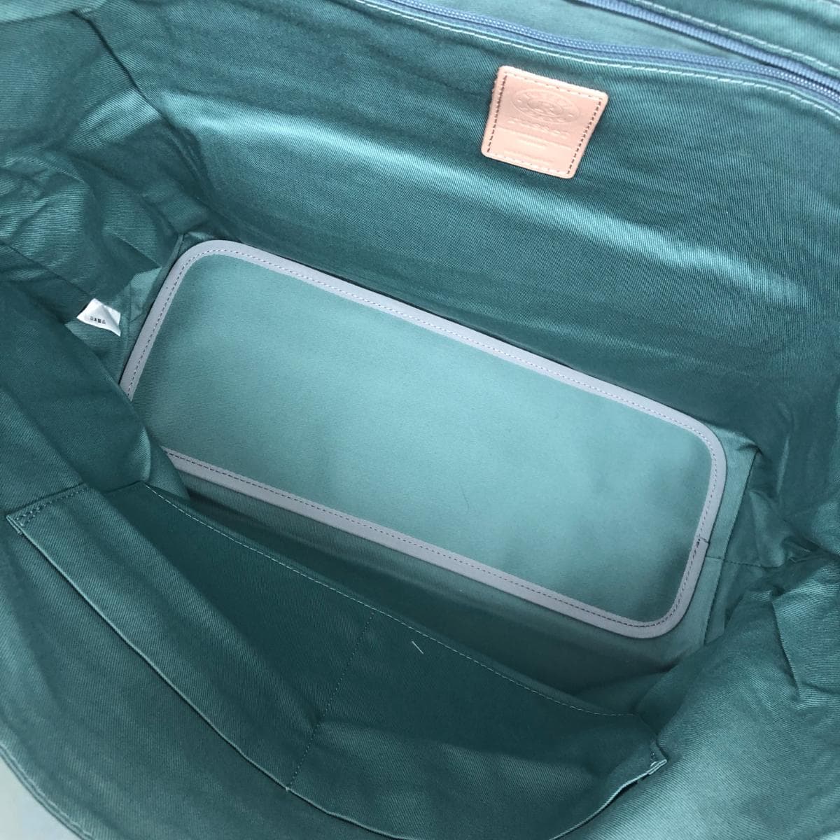 Russet Rassit 2WAY bag in good condition, monogram/nylon, green, for ladies 4