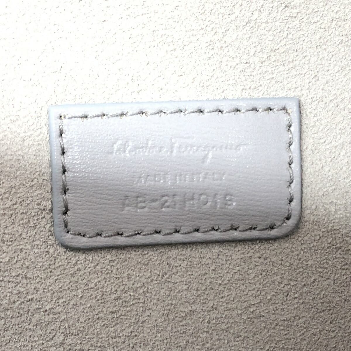 Salvatore Ferragamo Gancini/Tote Bag Excellent Condition Leather Gray Women's 5