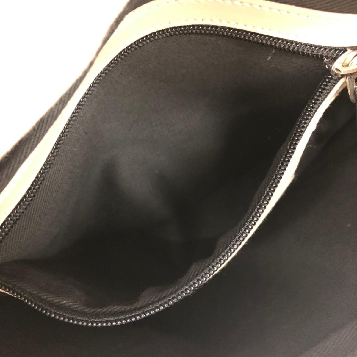 PELLICO Perryco Shoulder Bag Good Condition Leather Beige Women's 7