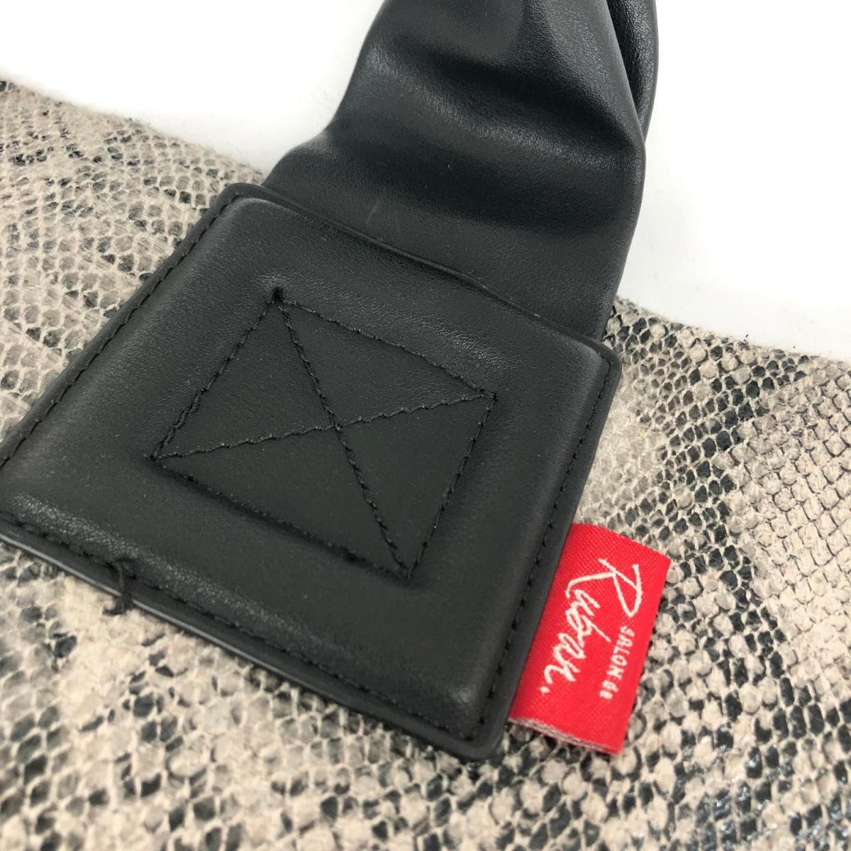 SALON de RUBAN Tote Bag in Good Condition, Snake-embossed Pattern, Gray, Women's 10