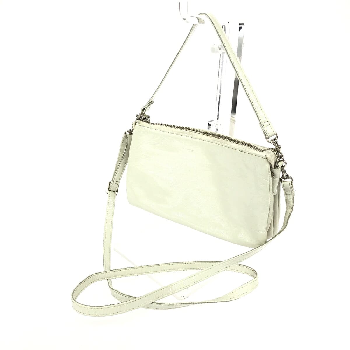 Les Basics Levajic 2WAY Bag Enamel White Women's 3