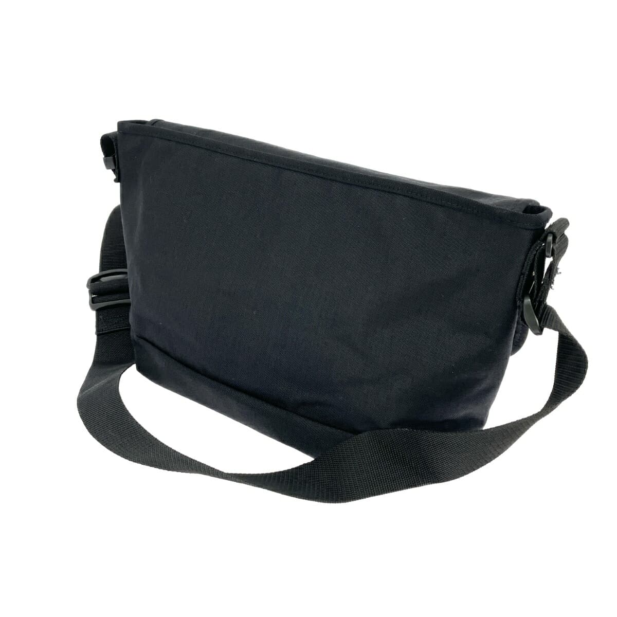 Manhattan Portage messenger bag in good condition, made of Cordura nylon, black, unisex 3