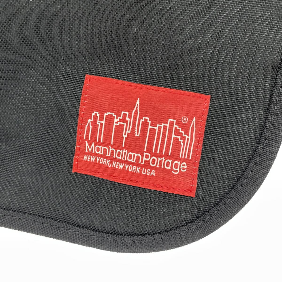 Manhattan Portage messenger bag in good condition, made of Cordura nylon, black, unisex 5