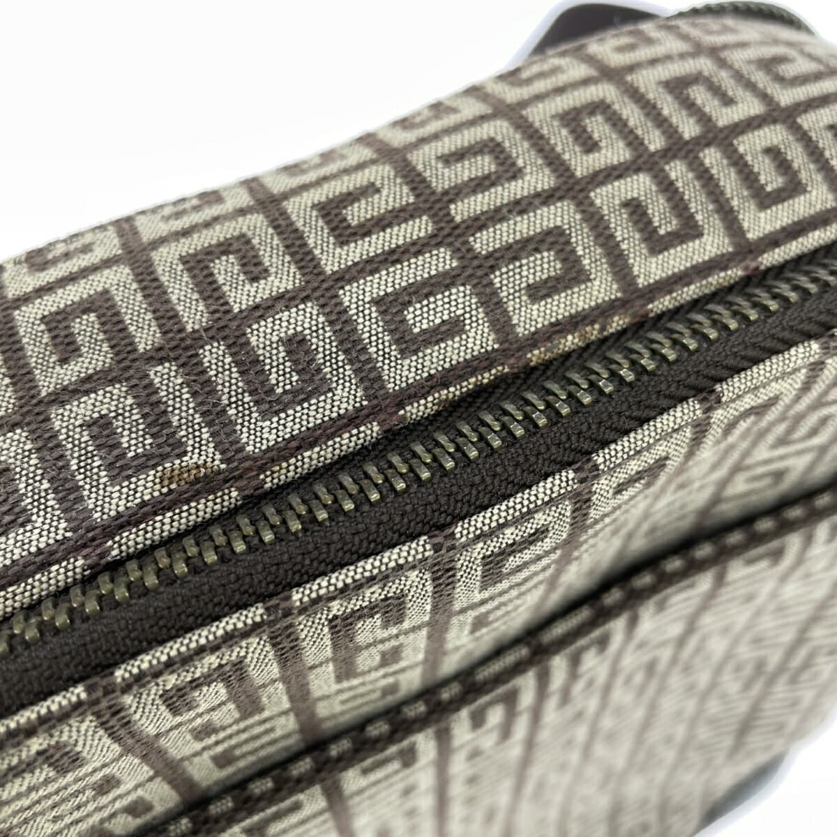 GIVENCHY Jivanshi Crossbody Bag 4G Logo All-over Logo Canvas Vintage Beige Unisex 10