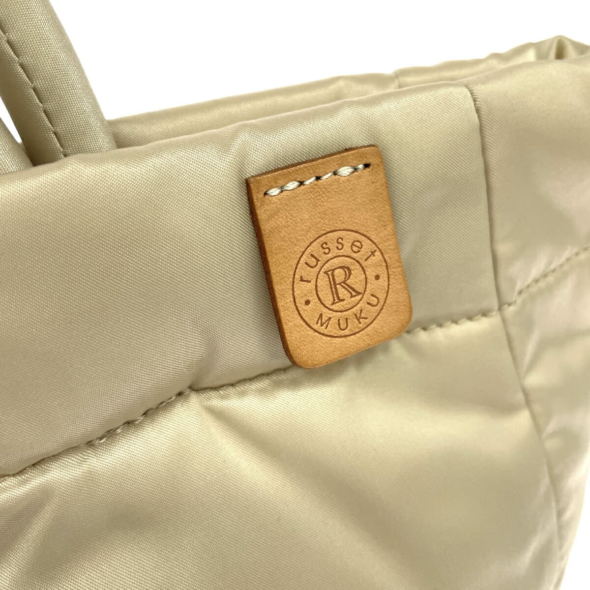 Russet Rassit Muk Tote Bag Nylon Beige Women's 7