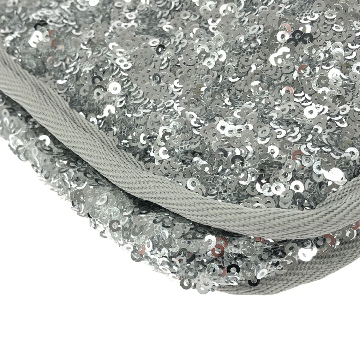 LeSportsac 2WAY CHAIN MINI BAG in good condition, sequins/cosmic silver, silver color for ladies 7