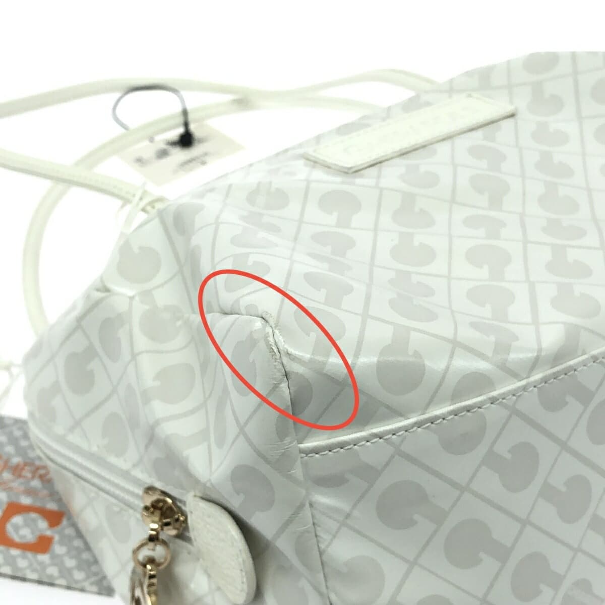 GHERARDINI Tote Bag in Excellent Condition Softy/Nylon White for Women 8