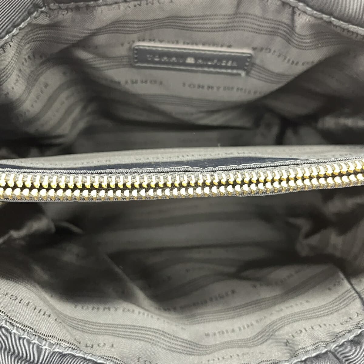 TOMMY HILFIGER Tote Bag Good Condition Tricolor/Nylon Navy Ladies 4