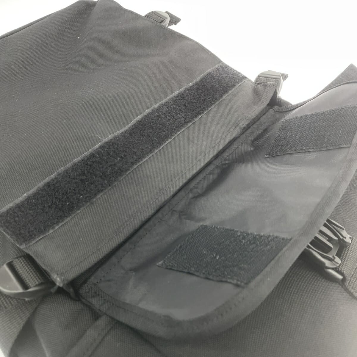 Manhattan Portage backpack in good condition, nylon, black, unisex 7