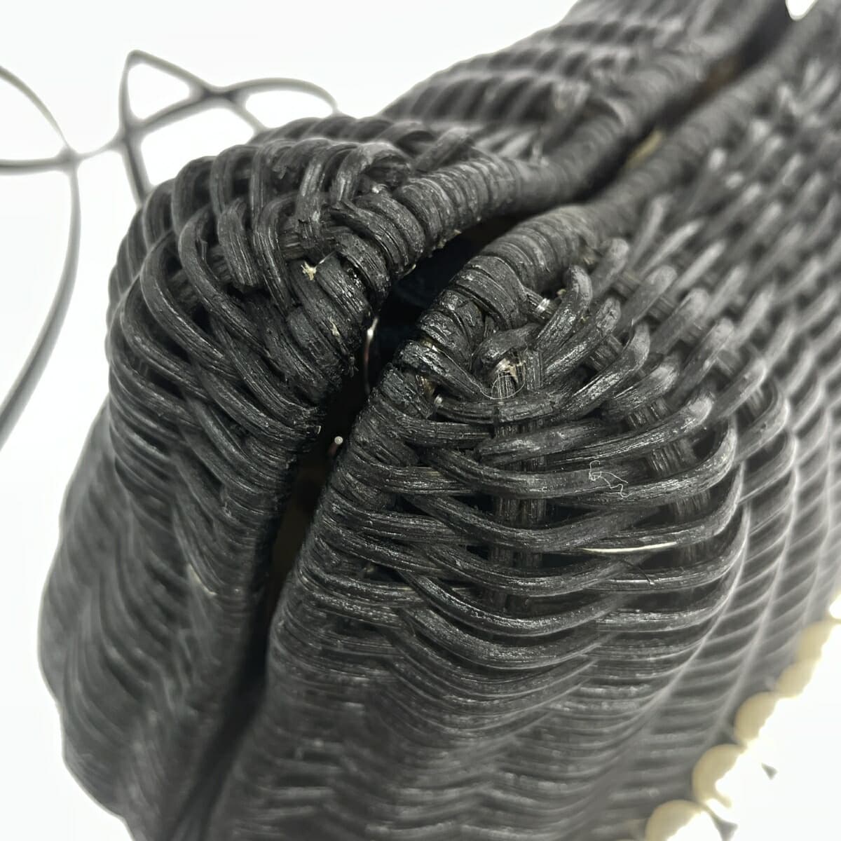 a-jolie Shoulder Bag / Hello Kitty / Rattan with scratches - Black Ladies 7