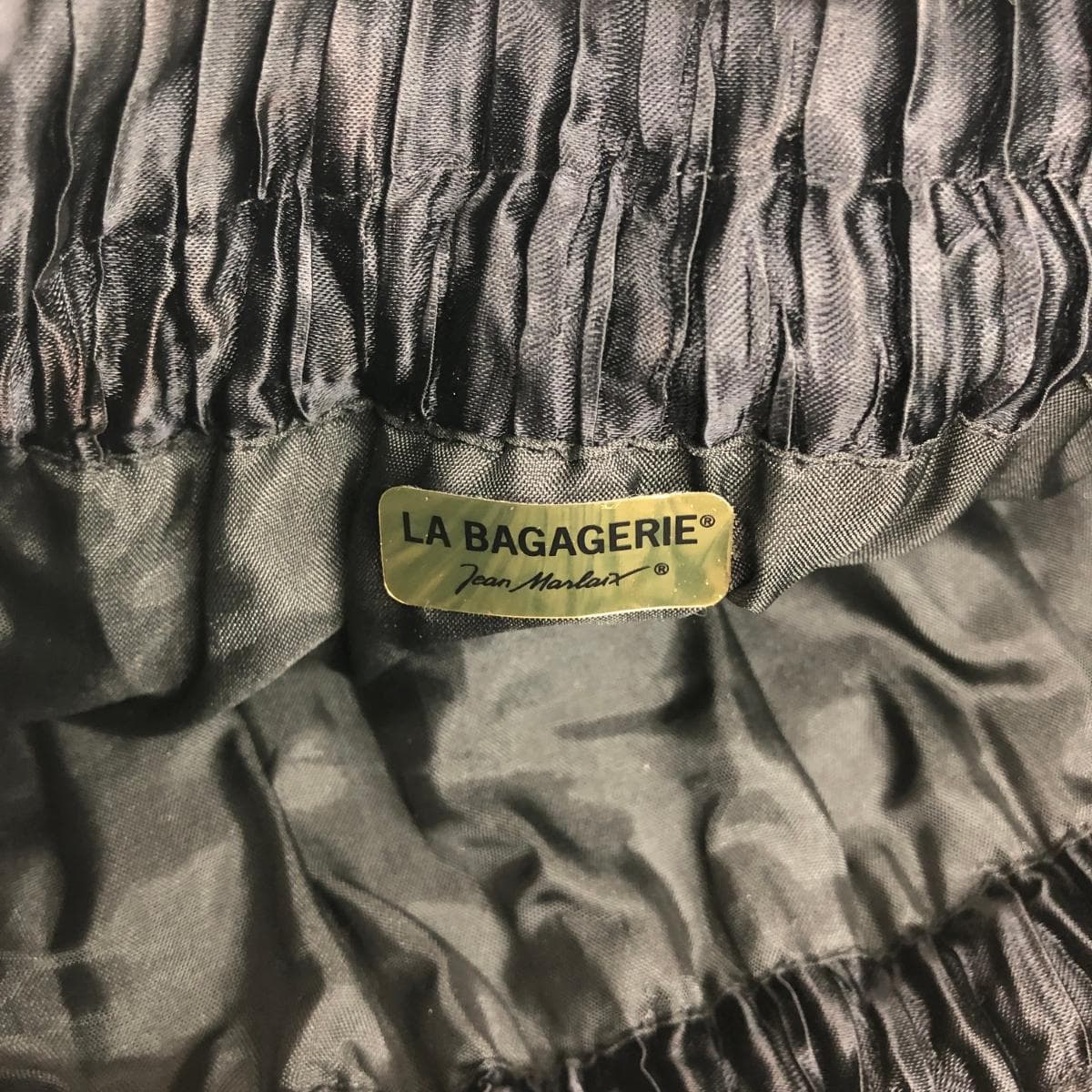 LA BAGAGERIE Drawstring Shoulder Bag Good Condition Satin Black Women's 5