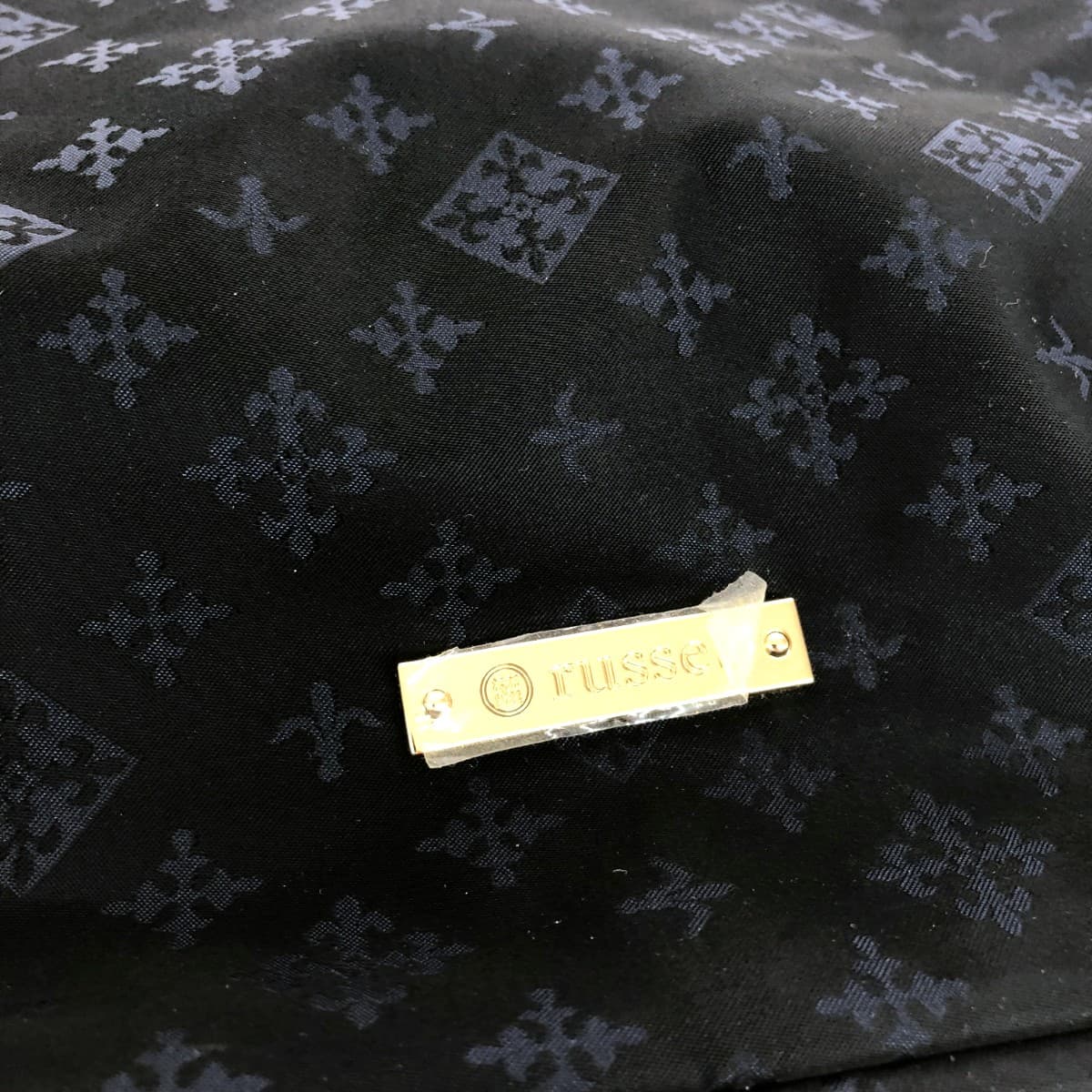 Russet Rassit tote bag in good condition, monogram nylon, navy, ladies 6