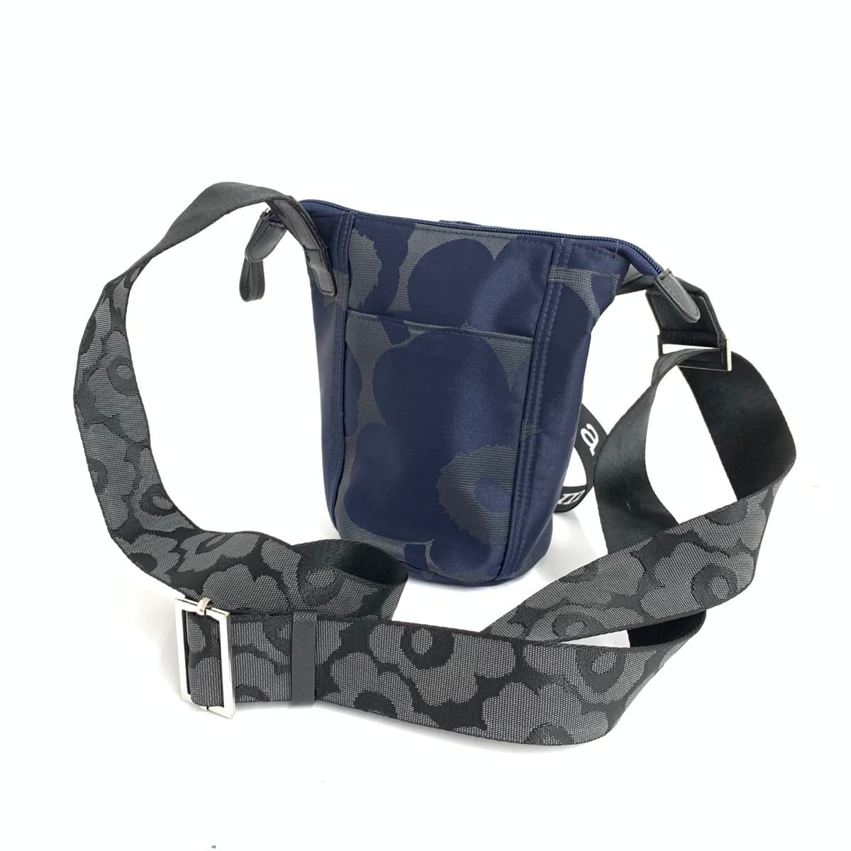 Marimekko Essential Bucket Unikko in excellent condition, nylon, dark blue 092699, navy, ladies 3