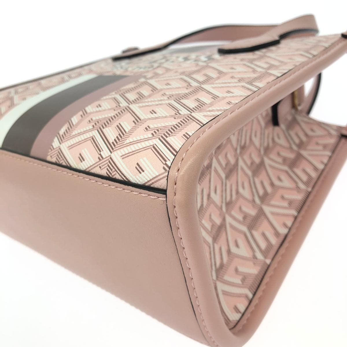 GUESS 2WAY bag in excellent condition, logo/PVC, pink, ladies 7