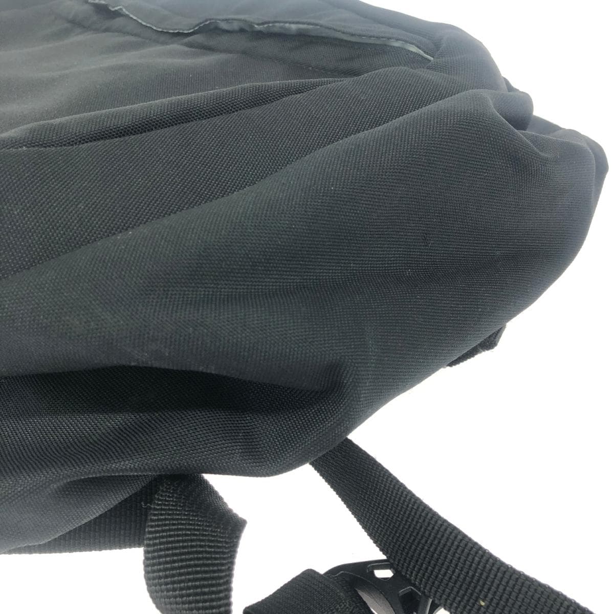 Columbia backpack in good condition, nylon, black, unisex 8