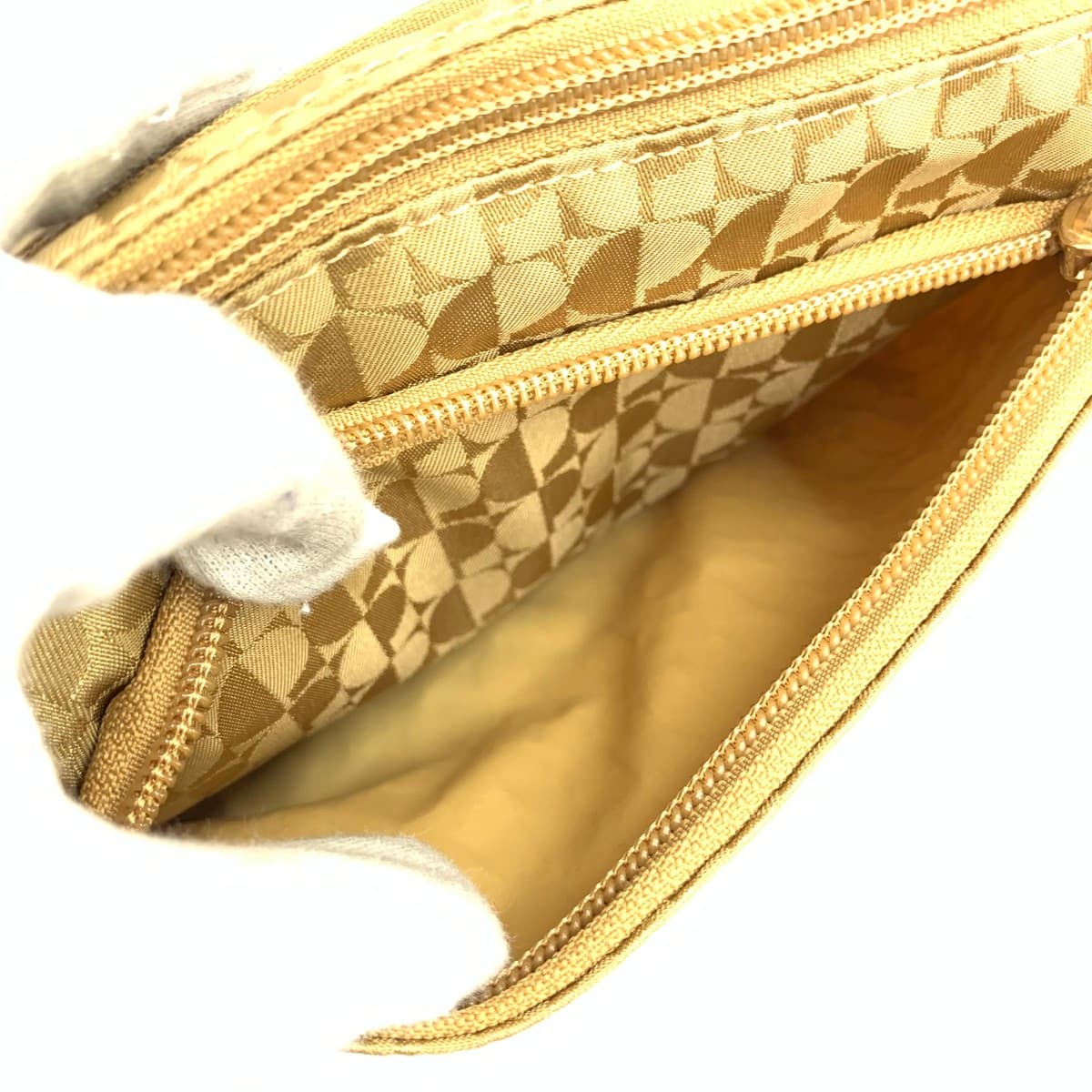 Pierre Cardin Waist Bag in Excellent Condition Monogram Nylon Gold Color for Ladies 5