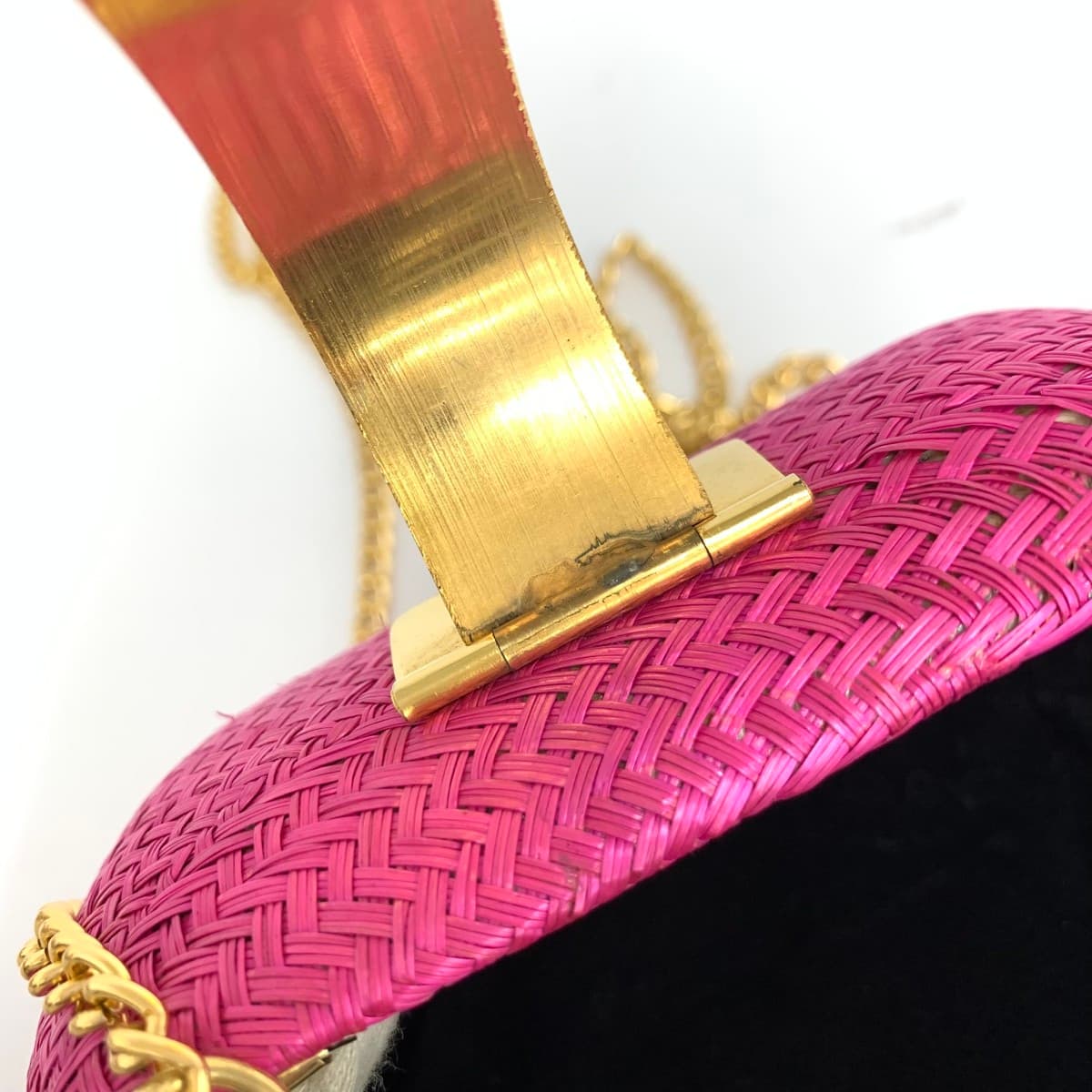 No-brand coin purse mini shoulder bag in good condition, chain, metal parts, wicker, natural grass, fuchsia, pink, for ladies 8
