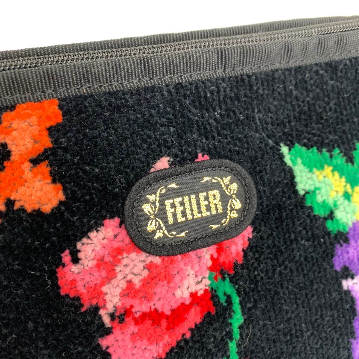 FEILER Side Pouch in Good Condition, Poppies Chenille Weave, Black, Ladies 6