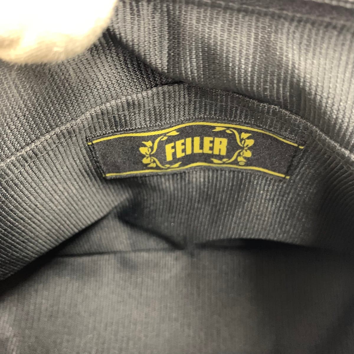 FEILER Side Pouch in Good Condition, Poppies Chenille Weave, Black, Ladies 8