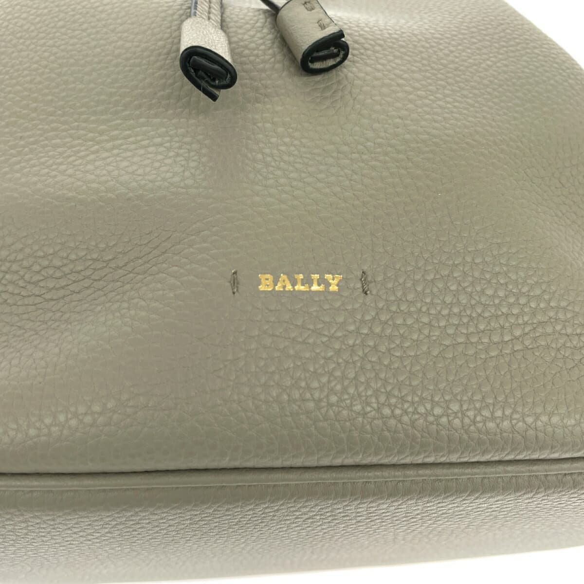 BALLY Drawstring Shoulder Bag - Like-New Condition - 3-Stripe Leather - Gray - Women's 5