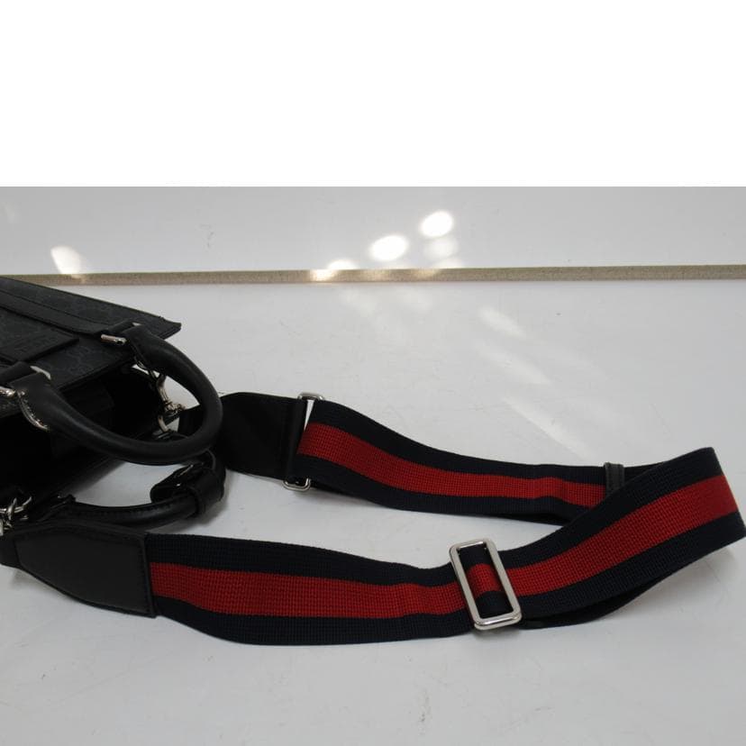 GUCCI GG Supreme 2-way bag 696010 520*** A rank 63Used 696010 6