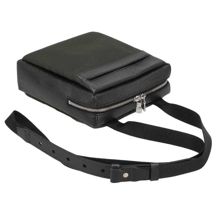 LOUIS VUITTON Louis Vuitton Beluga Taiga Aldoards M31192 SP1*** AB Rank 03 5