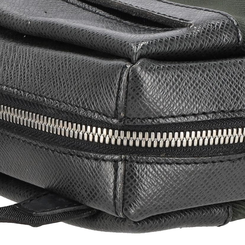 LOUIS VUITTON Louis Vuitton Beluga Taiga Aldoards M31192 SP1*** AB Rank 03 8