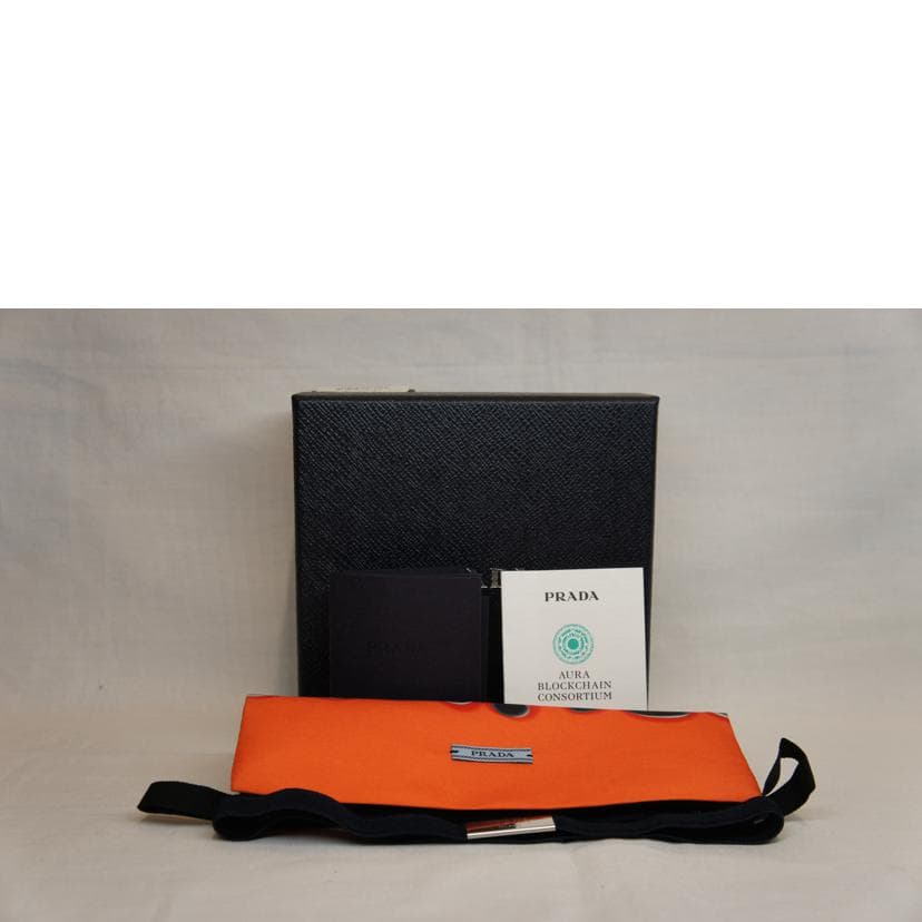 PRADA Saffiano Leather Mini Chain Pouch 62 SA Rank 92Used 62 7