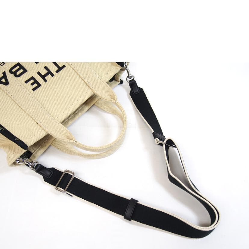 MARC JACOBS Mark Jacobs The Jacquard Tote M0017027 263 Rank A 71 [Used] 5