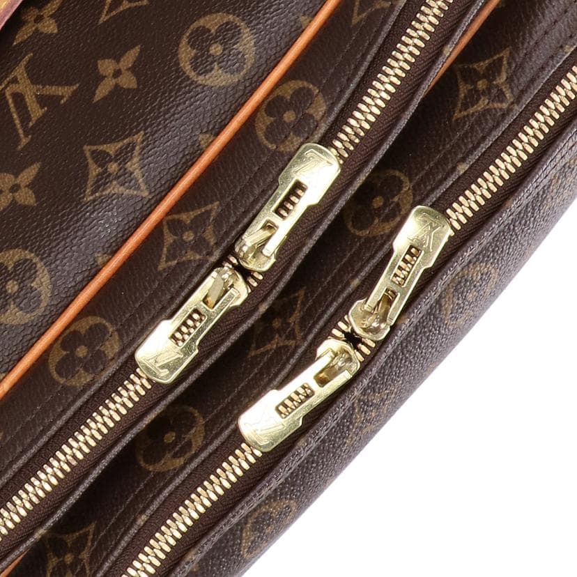 LOUIS VUITTON Reporter GM Monogram M45252 SP0*** AB Rank 05 [Used] M45252 11