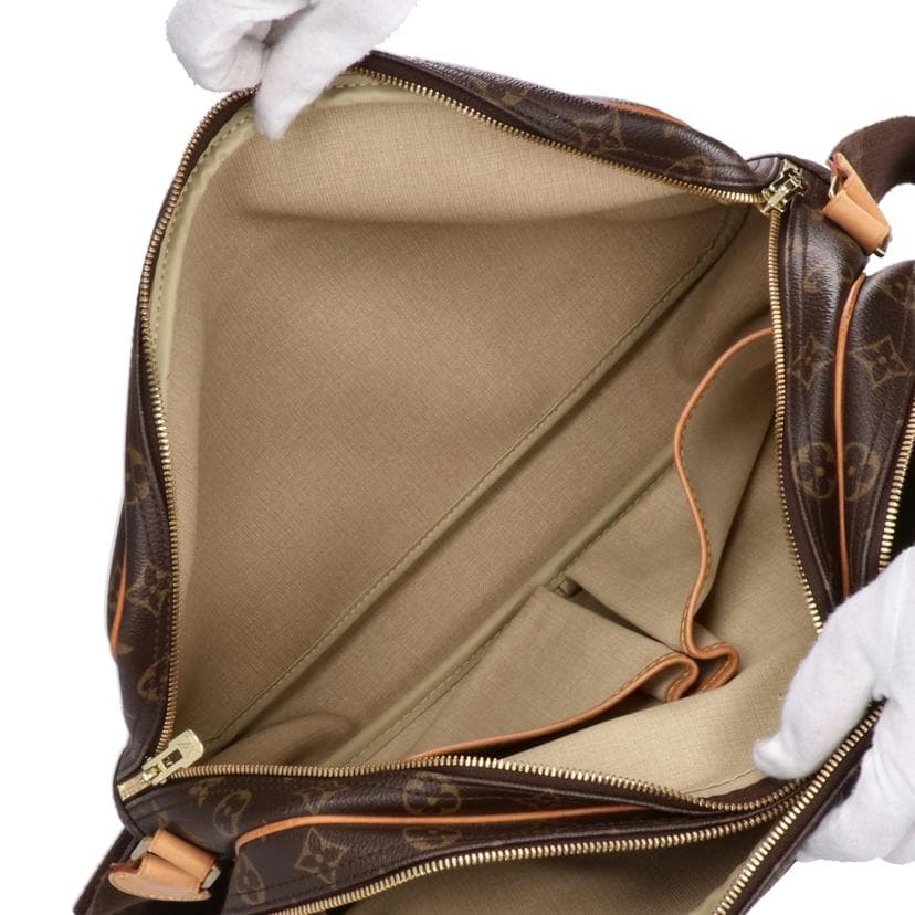 LOUIS VUITTON Reporter GM Monogram M45252 SP0*** AB Rank 05 [Used] M45252 7