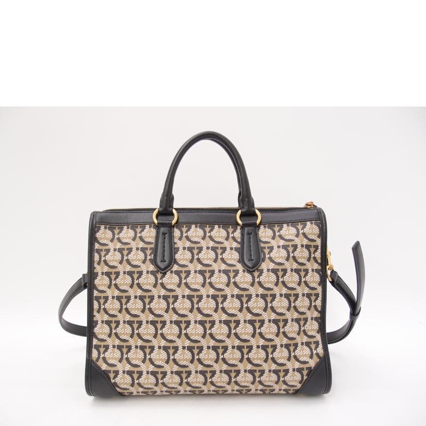 Ferragamo Gancini 2-way Handbag Black 21 1074 Rank A 69 [Used] 21 1074 3