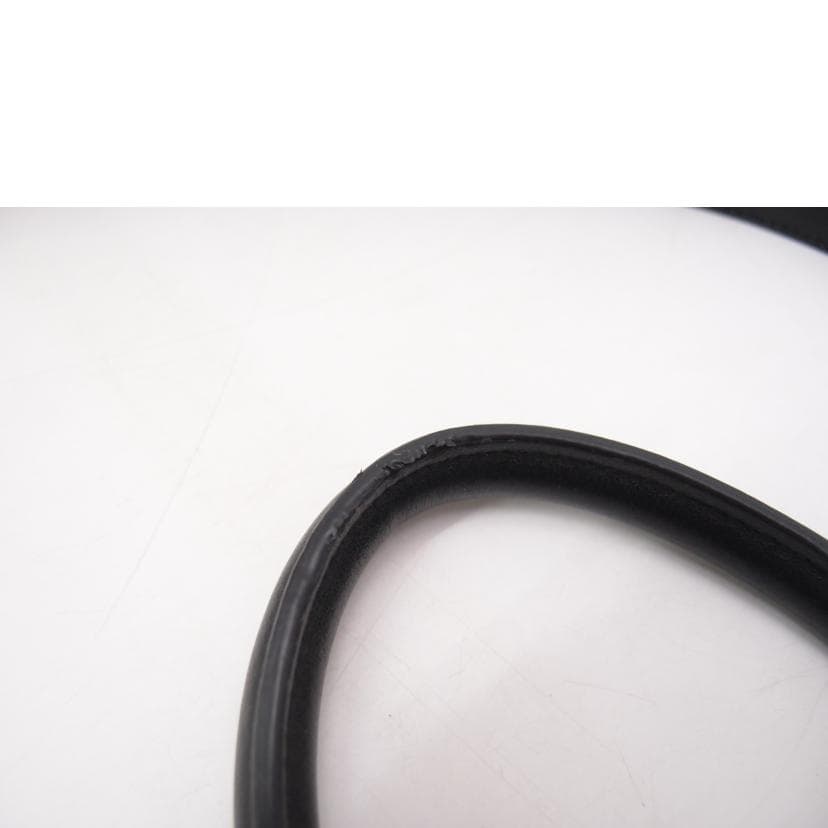 Ferragamo Gancini 2-way Handbag Black 21 1074 Rank A 69 [Used] 21 1074 8