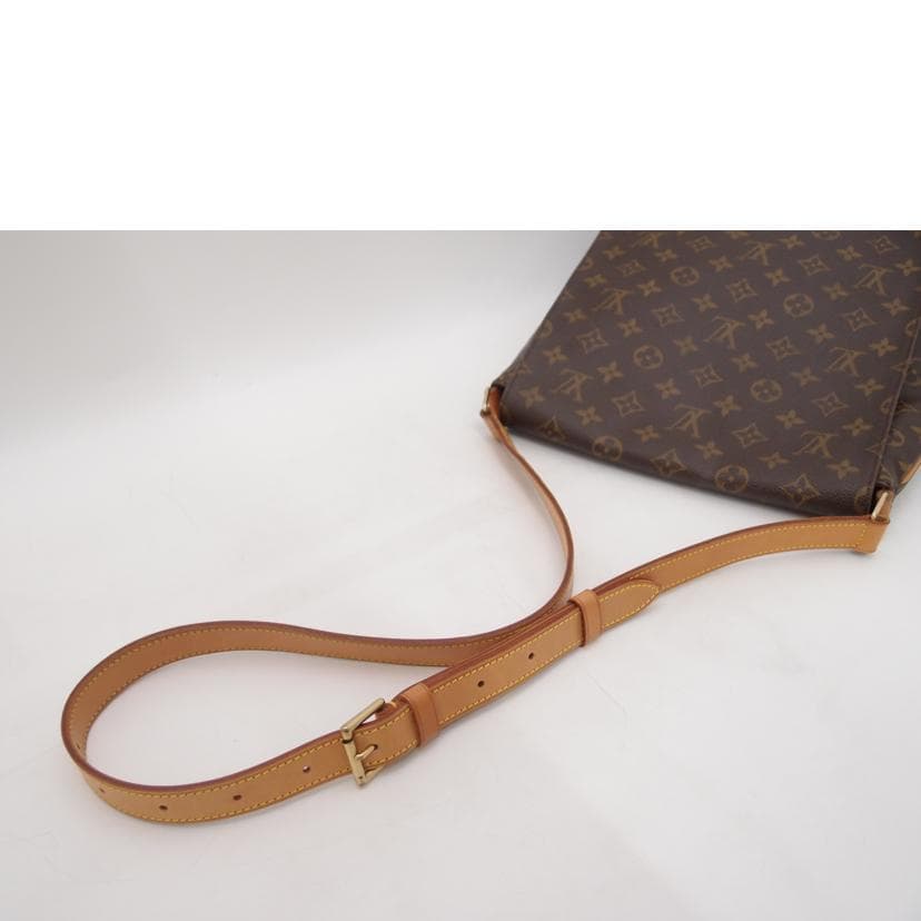 LOUIS VUITTON Louis Vuitton Musette Monogram M51256 AS0*** AB Rank 69Used M51256 5