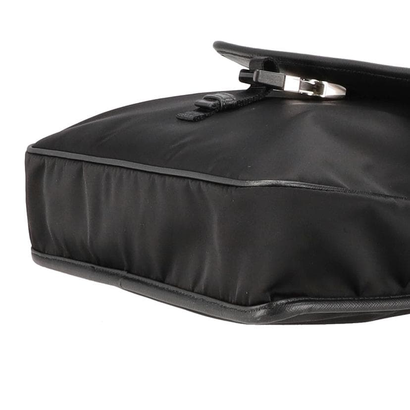 PRADA Tessuto Messenger Bag AB Rank 85Used 4