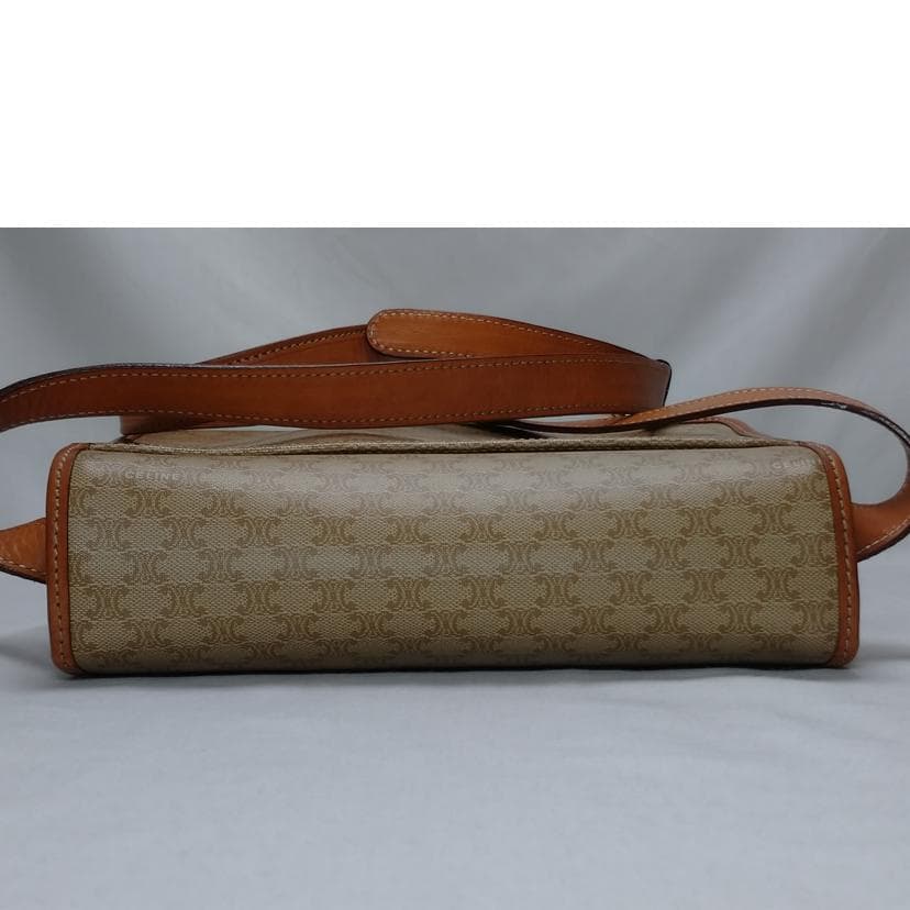 CELINE Celine Macadam Pattern Circle Logo Shoulder Bag M13 BC Rank 52 [Used] M13 7