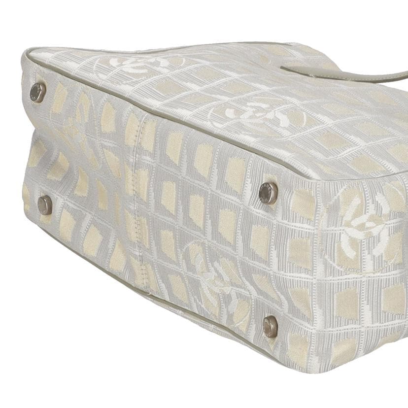 CHANEL Neutral Belt Tote 101***** AB Rank 94Used 101***** 4