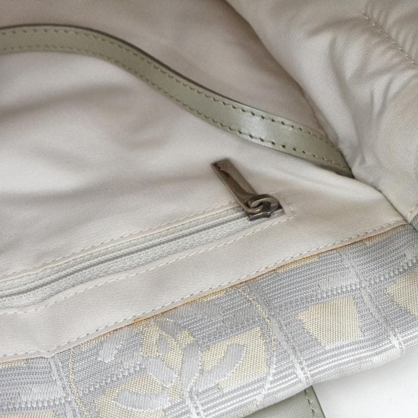 CHANEL Neutral Belt Tote 101***** AB Rank 94Used 101***** 9