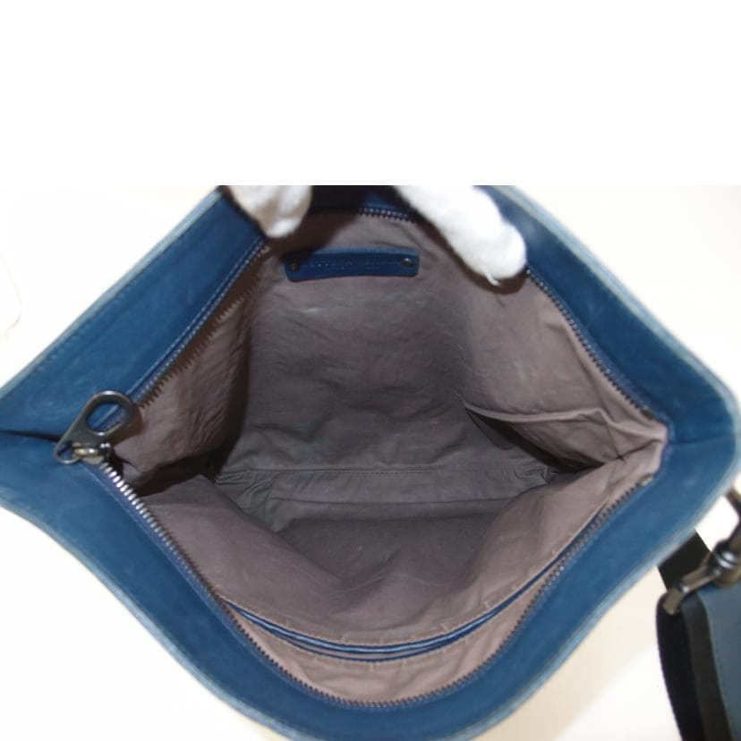 BOTTEGA VENETA Intrecciato Shoulder Blue 276356V465C Rank B 69Used 276356V465C 6