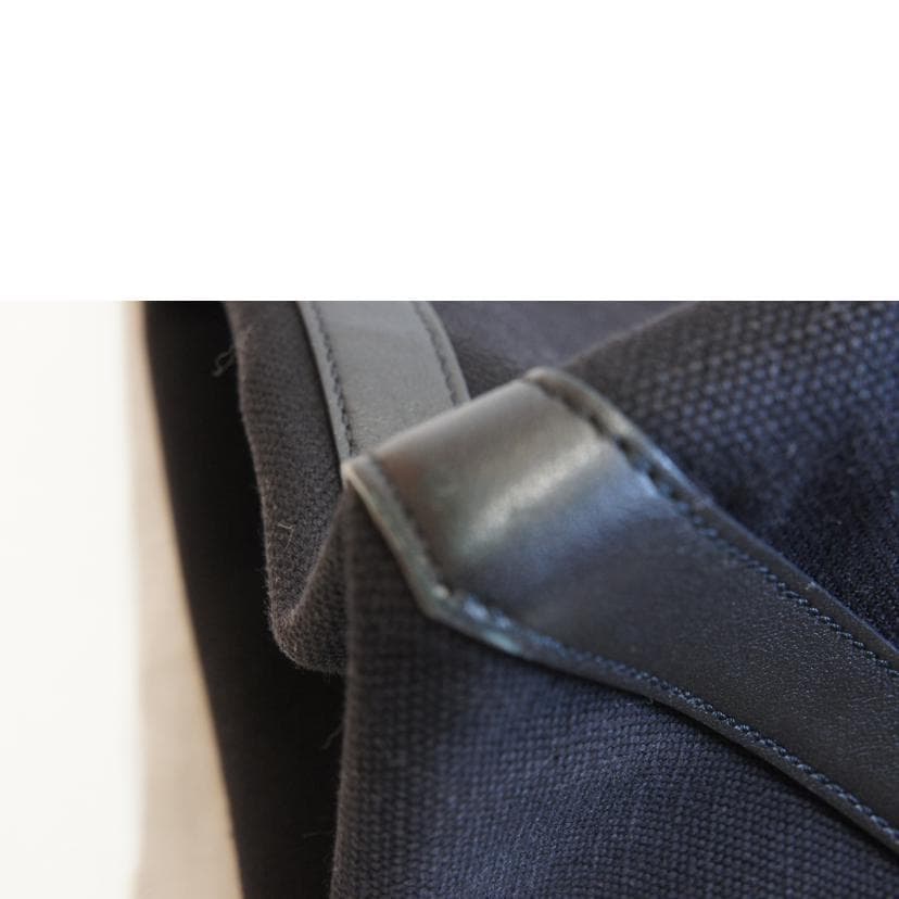 VALENTINO VLTN Multi-Logo Canvas Tote Black VY2B0A34GWU AB Rank 92 [Used] 10