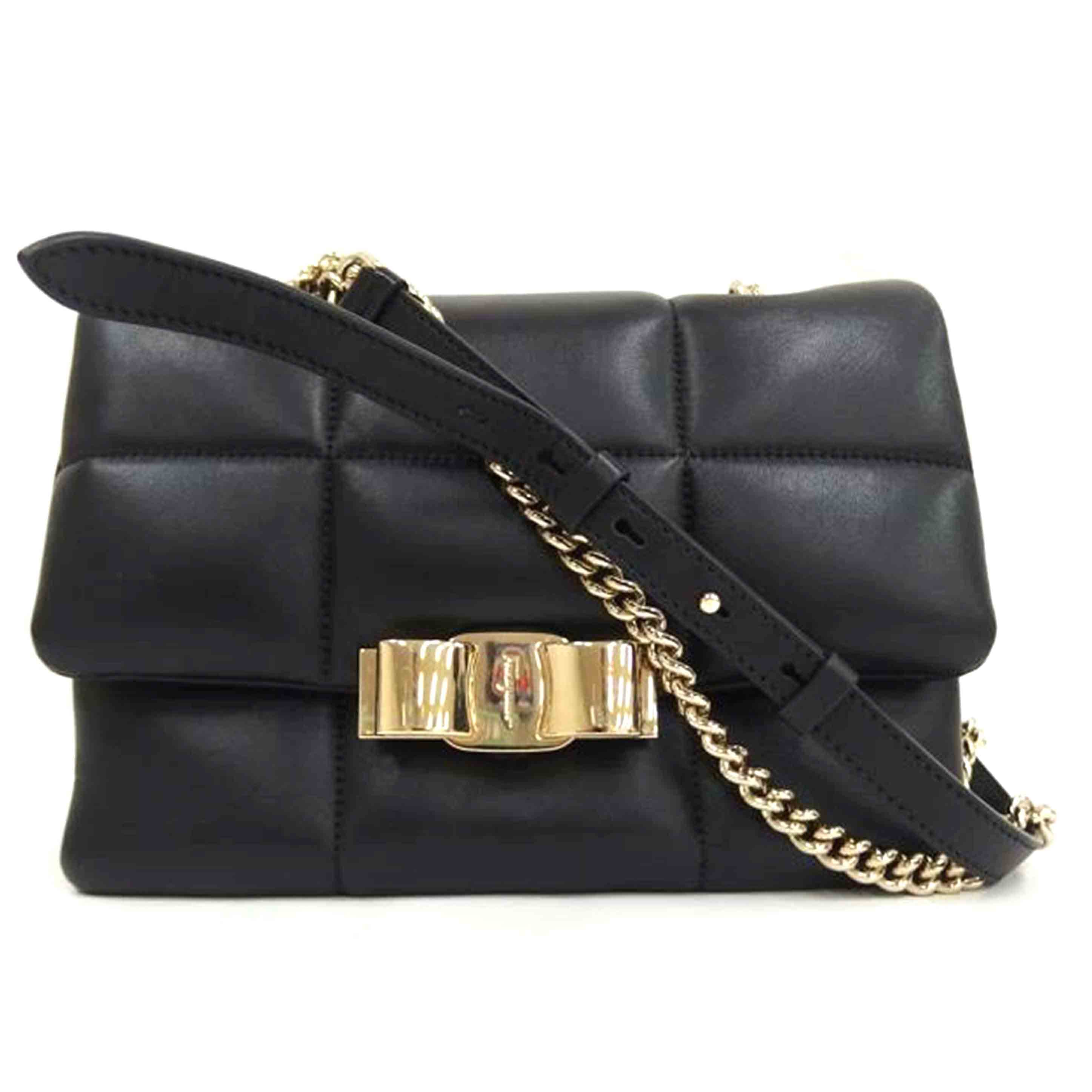 S.Ferragamo Ferragamo Vara Ribbon Quilted Chain Shoulder AB Rank 82 [Used] 2