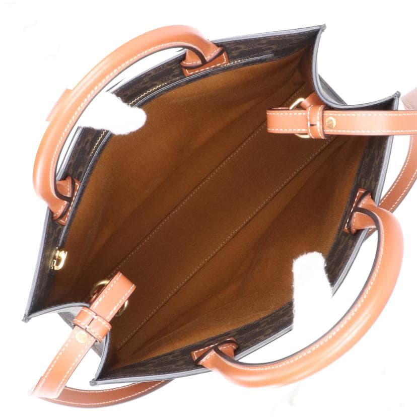 CELINE Small Triomphe Vertical Cab 191542BZK S-S****** AB Rank 21 [Used] 6