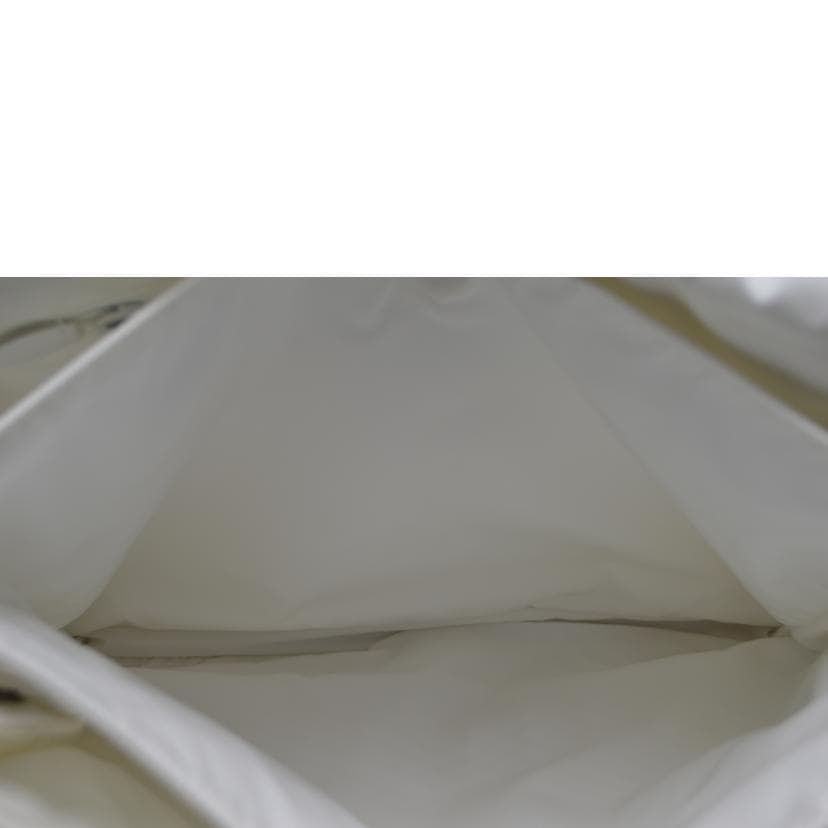 PRADA PRADA Re−Nylon Large Padded Shoulder White 1BD256 255****** AB Grade 89 11