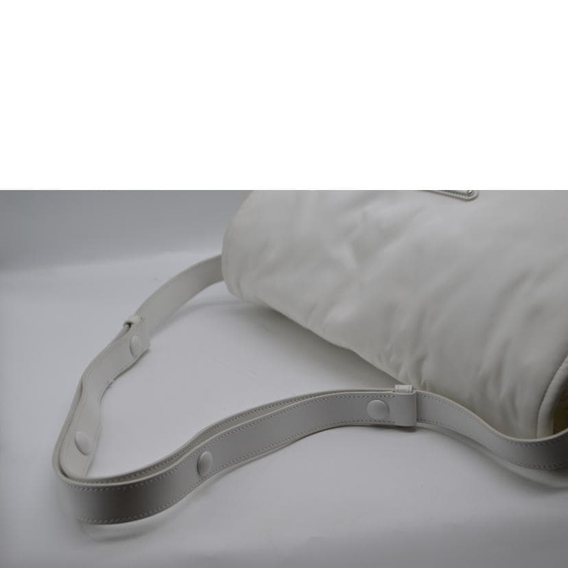 PRADA PRADA Re−Nylon Large Padded Shoulder White 1BD256 255****** AB Grade 89 4